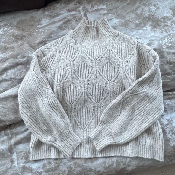 LUSH Turtleneck Sweater - Picture 3 of 6